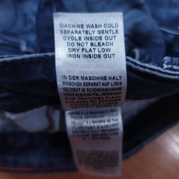 TRUE RELIGION  CURVY SKINNY FLP MIDNIGHT SN WASH RAW Hem Size26 - Picture 8 of 11